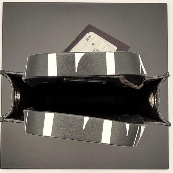 Valentino Garavani VLTN Collectible Mini Bag – Iconic Logo Print – Made in Italy - Picture 4 of 8